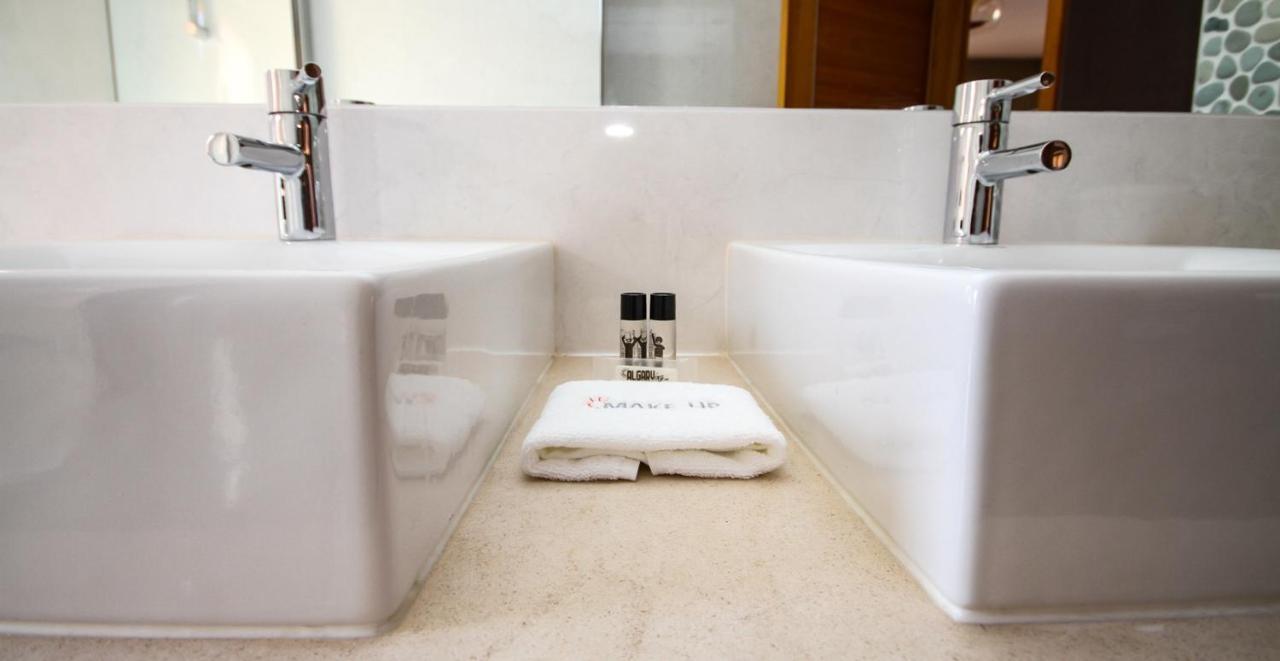 Luxury Apartment - T1 Vue Sur Piscine - Luz エクステリア 写真